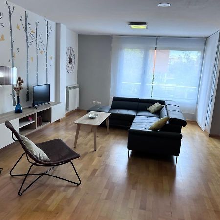 דירות סרגוסה Juncal Bonito Loft, 110 M2 מראה חיצוני תמונה